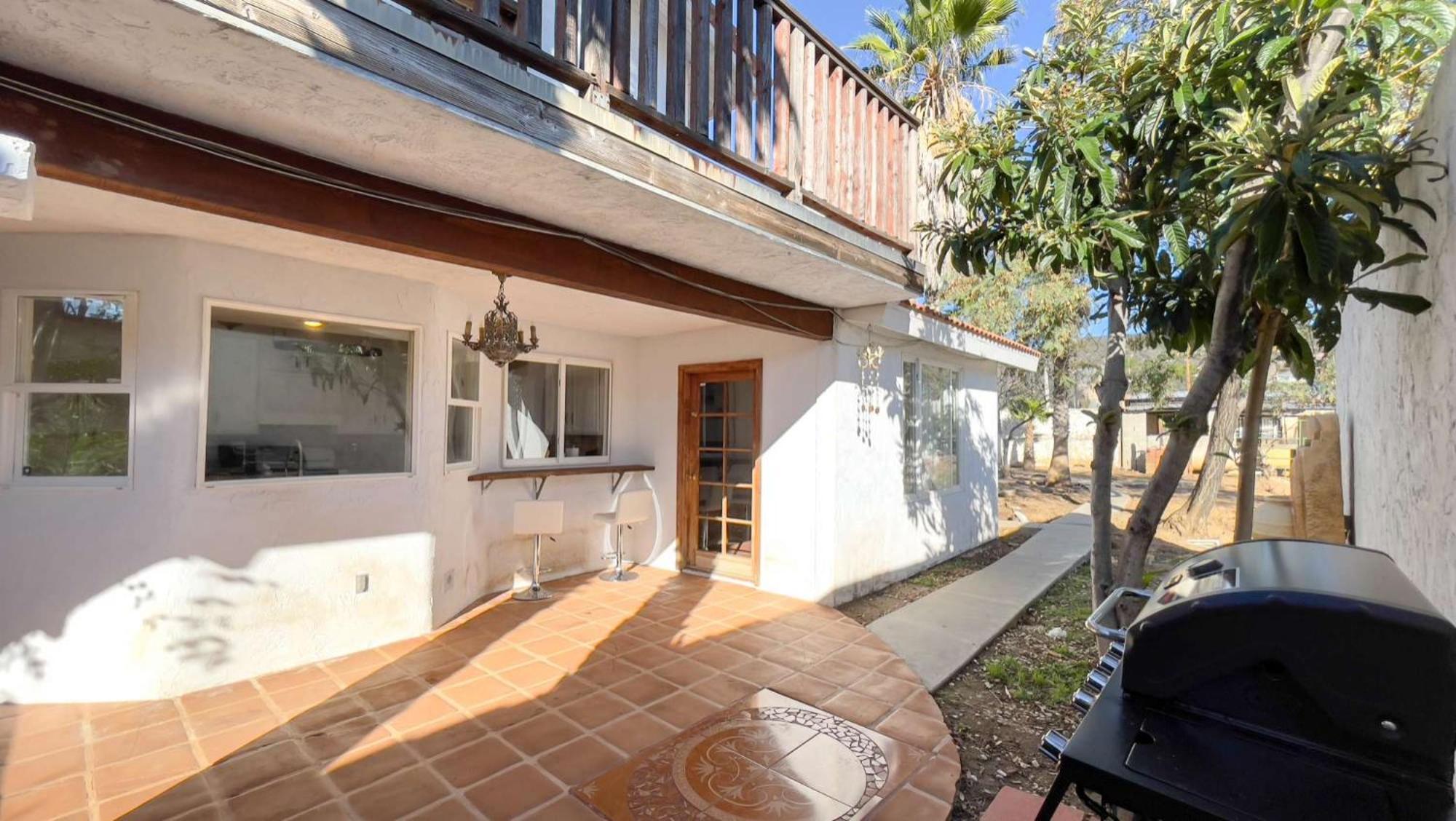 Private Home On 10 Acres - Heated Salt Pool & Jacuzzi, Mountain & City Views, Horseshoes, Basketball, Bbq, Golf Putting, Foosball, Croquet, Bose Stereo, White Cotton Bedding - Hilltop Hacienda, Pool Heat Optional Jamul Eksteriør billede