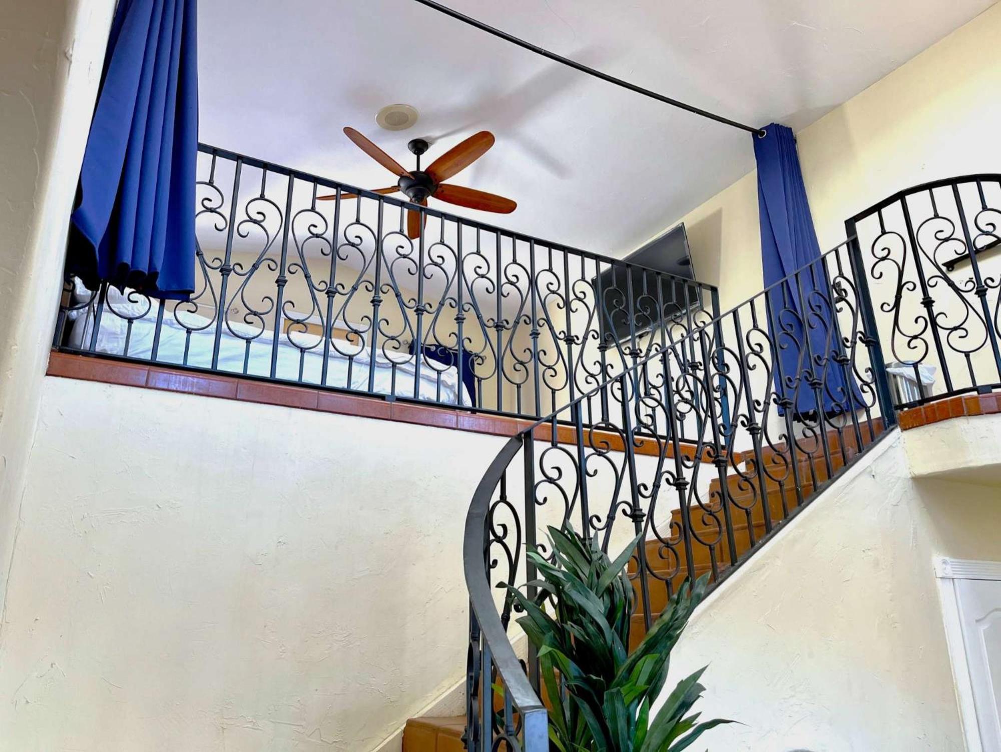 Private Home On 10 Acres - Heated Salt Pool & Jacuzzi, Mountain & City Views, Horseshoes, Basketball, Bbq, Golf Putting, Foosball, Croquet, Bose Stereo, White Cotton Bedding - Hilltop Hacienda, Pool Heat Optional Jamul Eksteriør billede
