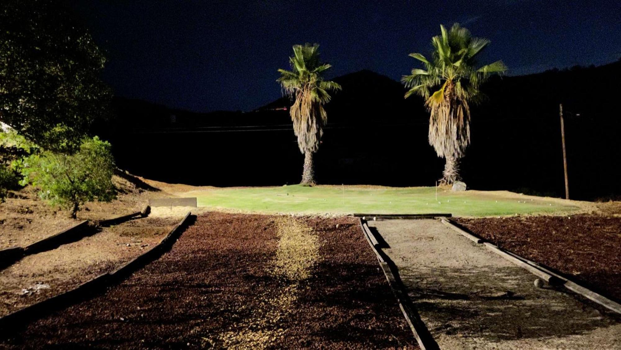 Private Home On 10 Acres - Heated Salt Pool & Jacuzzi, Mountain & City Views, Horseshoes, Basketball, Bbq, Golf Putting, Foosball, Croquet, Bose Stereo, White Cotton Bedding - Hilltop Hacienda, Pool Heat Optional Jamul Eksteriør billede