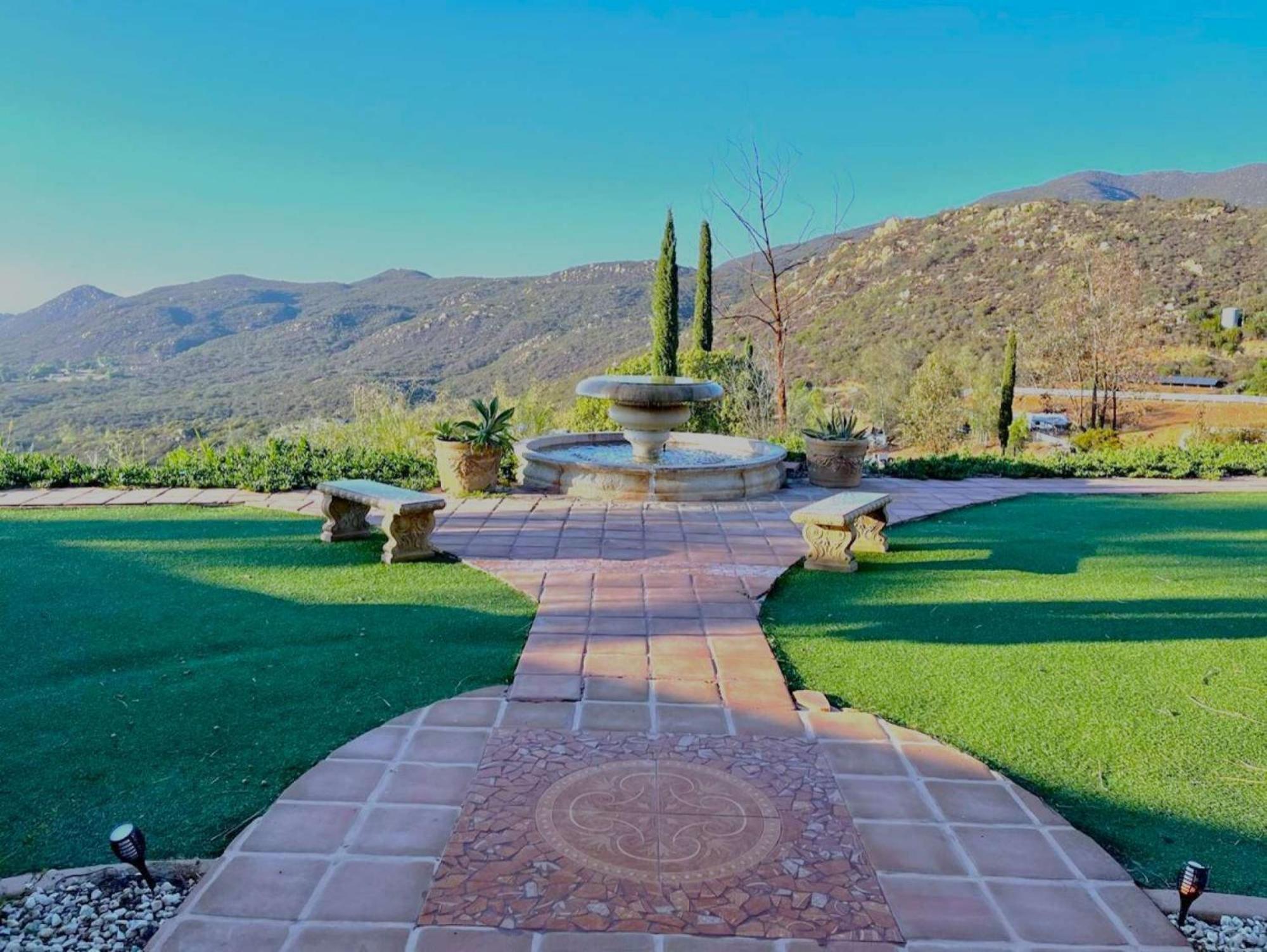 Private Home On 10 Acres - Heated Salt Pool & Jacuzzi, Mountain & City Views, Horseshoes, Basketball, Bbq, Golf Putting, Foosball, Croquet, Bose Stereo, White Cotton Bedding - Hilltop Hacienda, Pool Heat Optional Jamul Eksteriør billede